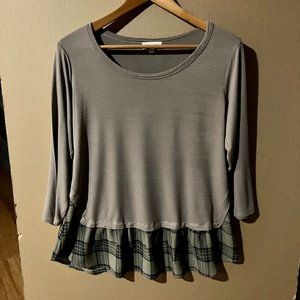 Chenault Size Large Mocha Top with Black Plaid Ruffle Hem